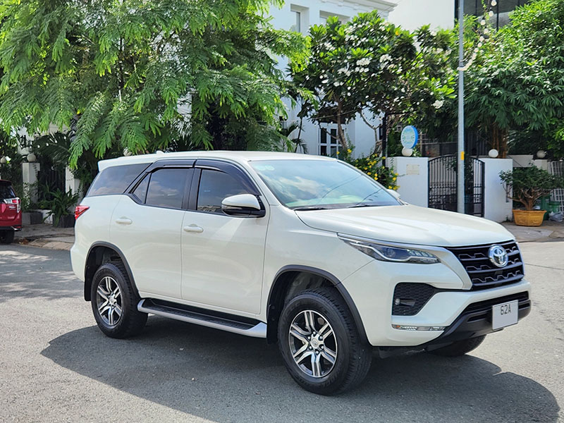 ban fortuner may dau 2020